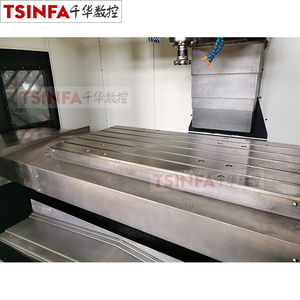 Vmc1370 hiệu suất cao Tự động CNC trung tâm gia công dọc cho ô tô hàng không vũ trụ chế biến khuôn Điều kiện Mới BT40 - Product Image 6