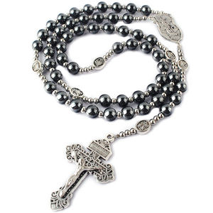 Rosario Católico de Cuentas de Hematita de 8 mm con Cuentas de Acero Inoxidable de 4 mm y Cuentas de Gloria de San Miguel con Crucifijo del Perdón - Product Image 4