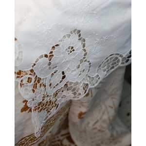 Juego de Sábanas Dobles de Algodón Pietrochianese con Bordado Calado, Sábanas Ajustables y Planas - Product Image 4