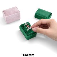 Boîte à bagues rectangulaire en velours pour vente en gros, boîte de rangement portable pour bijoux, idéale pour les propositions de mariage, boîte à bijoux couleur personnalisée pour commande en gros