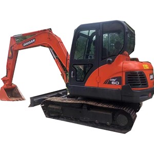 Doosan DX60-9 Pelle d'occasion Bonne condition Machines hydrauliques sur chenilles 6 tonnes Poids en ordre de marche Honda Pump PLC-Core Engine - Product Image 1