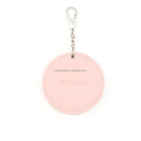 Miroir de Maquillage Portable en Cuir de Qualité avec Breloque Décorative, Mini Miroir de Poche Cosmétique pour la Beauté