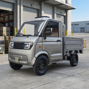 Camión de Carga Eléctrico con Cabina Cerrada, Motor de 72V 3500W, Batería de 72V 105Ah, Motor de Elevación de Ventanas Automático, Limpiaparabrisas con Radio AM/FM - Product Image 1