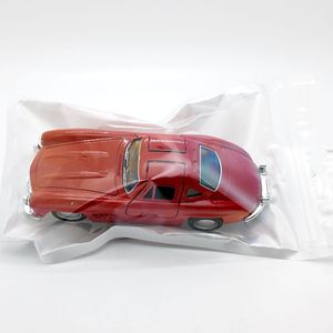 Modelo de Coche Clásico de Aleación, con Puertas Abatibles y Función de Retroceso - Product Image 5