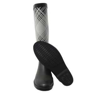 <span class=keywords><strong>Botas</strong></span> <span class=keywords><strong>de</strong></span> Lluvia <span class=keywords><strong>de</strong></span> Goma para <span class=keywords><strong>Mujer</strong></span>, Impermeables y Antideslizantes, <span class=keywords><strong>Diseño</strong></span> Transpirable para Invierno y Verano - Product Image 3