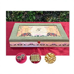 Boîte de rangement artisanale en bois massif poli, série Scodix Digital Print, pour mini-monde en verre, 18x10 pouces, 16 cavités, 4 - Product Image 1
