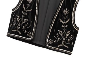 TAOP&ZA Autunno 2024 Nuovo Gilet Corto Elegante da Donna in <span class=keywords><strong>Velluto</strong></span> Nero Retrò con Ricami Senza Maniche 5770226 - Product Image 4