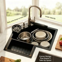 Évier d'angle de cuisine en acier inoxydable 304 noir nano-texturé en forme de L de 650*650 mm, adapté au design d'espace d'angle de cuisine.
