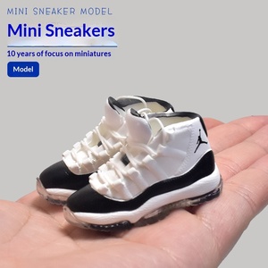 Modellino di Scarpa 1/6 AJ11, Sneakers da Basket, Ornamento per Auto, Blind Box, Portachiavi AJ, Figurina Anime, Giocattolo Trendy in Vinile e Plastica, Guangzhou - Product Image 2