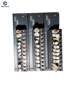 Módulo PLC TM3AQ4, Módulo de Control Industrial, Módulo de Entrada Analógica, Componente Desmontado, Módulo Funcional de Automatización Industrial - Product Image 1