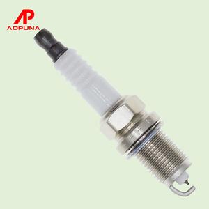 Bougies d'allumage automatiques d'iridium de moteur de voiture Bujias 90919-01210 SK20R11 Bougie d'allumage de Bujia - Product Image 2