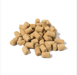 Colonne d'os de poulet lyophilisée en gros <span class=keywords><strong>pour</strong></span> OEM – Snacks riches en protéines et vitamines <span class=keywords><strong>pour</strong></span> chats et chiens de toutes les générations - Product Image 1