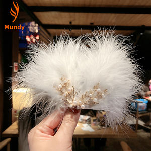 Épingle à cheveux en <span class=keywords><strong>plumes</strong></span> naturelles pour la décoration intérieure, la décoration de bagages, cadeau pour petite amie, portrait de studio, événement culturel, fête traditionnelle - Product Image 1