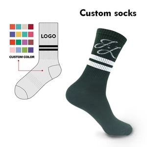 Chaussettes de sport en coton personnalisées avec logo brodé pour hommes - Product Image 2