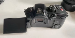 Appareil photo d'occasion Lumix <span class=keywords><strong>GH5S</strong></span>, capteur CMOS quatre tiers 10MP, enregistrement vidéo 4K, sans fil intégré - Product Image 5