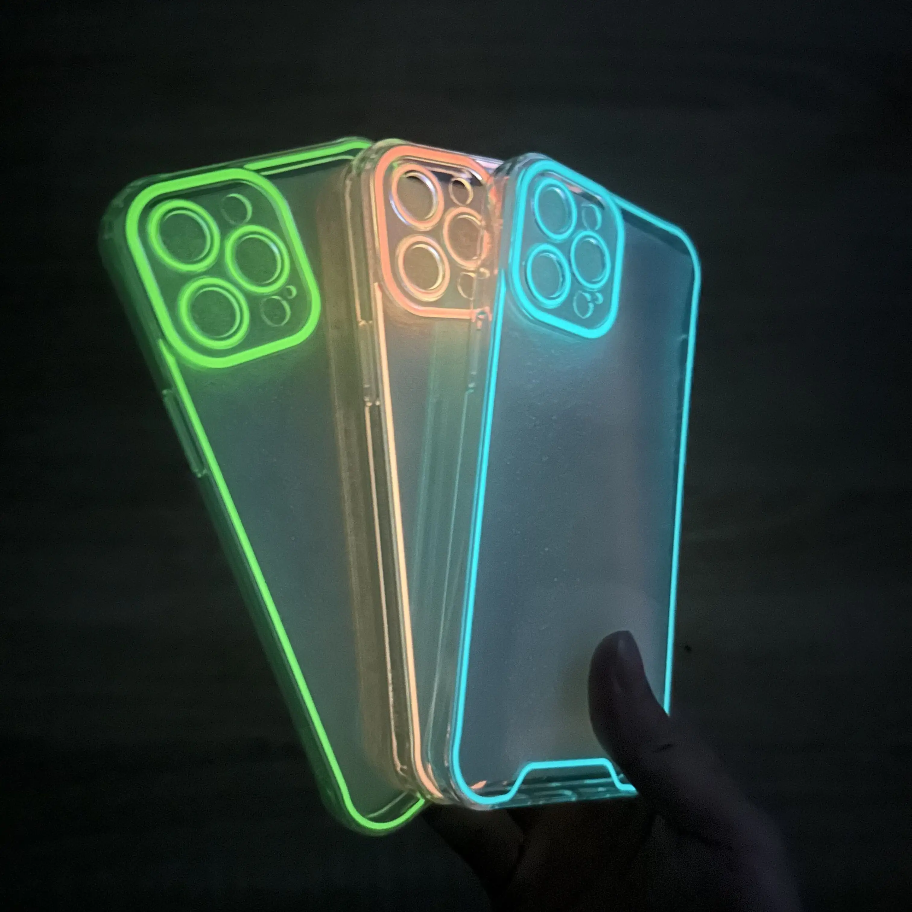 Modische leuchtende Handyhülle leuchtet im Dunkeln leicht zu finden für iPhone 14 Pro Max neues Design leuchtende Handyhülle