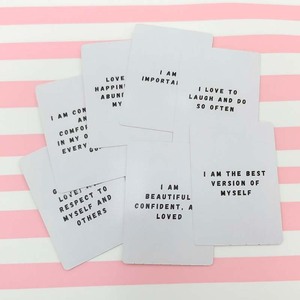 <span class=keywords><strong>Messaggi</strong></span> di auto-amore personalizzati che ispirano le carte di affermazione positiva con illustrazioni alla moda confezione unica di carta fatta a mano - Product Image 4
