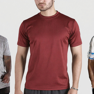 T-shirt pour homme à manches courtes rouge, col rond, 100% polyester, séchage rapide, coupe ajustée, jersey tricoté, couleur unie - Product Image 3