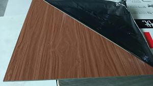 แผงคอมโพสิตอลูมิเนียม alucobond ทำจากไม้ที่มีน้ำหนักเบาทนทานสำหรับระบบผนังและผนัง - Product Image 2