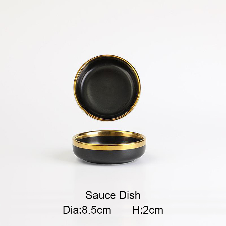 plat de sauce noire