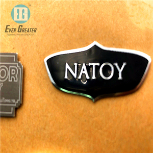 Emblema de metal personalizado para coche con alta calidad y <span class=keywords><strong>ROHS</strong></span> más de 25 experiencias - Product Image 4