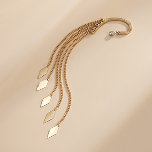 Manchette d'oreille unique tendance, sans perçage, avec pampille de perles, en alliage surdimensionné à rivets, haute qualité à <span class=keywords><strong>prix</strong></span> bas - Product Image 5