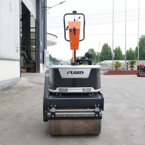 Compacteuse à rouleaux hydrostatique 6HP pour le compactage des allées étroites - Product Image 3
