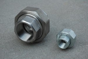 Raccord de tuyau en fonte malléable de marque M 340 Union BS NPT DIN GALV. with NPT Threads jioning pipe lines of steam gas oil air - Product Image 6