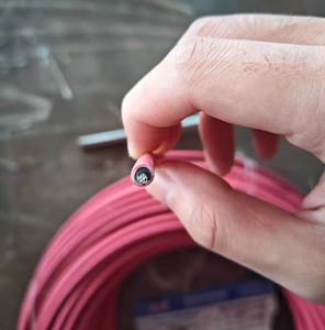 <span class=keywords><strong>สาย</strong></span>เคเบิลพลังงานแสงอาทิตย์สำหรับอุตสาหกรรมสายไฟฟ้ากระแสตรง1500โวลต์ฉนวนกันความร้อน XLPO <span class=keywords><strong>1.5</strong></span>มม. 30A <span class=keywords><strong>กระแส</strong></span>ไฟฟ้า25ปีจากโรงงาน PV1-F - Product Image 4