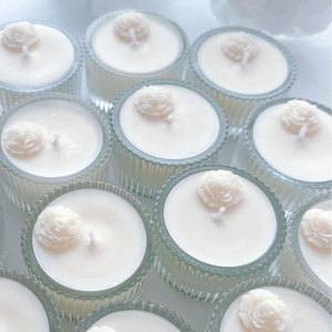 Logo personalizzato bianco puro elegante candele profumate fiori decorativi perla affascinante novità aromaterapia candela con scatola regalo - Product Image 3
