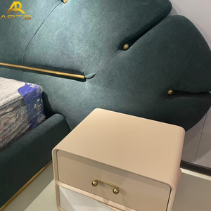 Juego de muebles de dormitorio, cama king size de tela de lujo, marco de cama de madera maciza tapizado clásico, cama de matrimonio para uso doméstico - Product Image 3