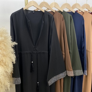 Robe maxi abaya de maternité et d'allaitement de couleur unie avec fermeture éclair sur le devant, poignets amples avec strass, 9 couleurs au choix (6758) - Product Image 6