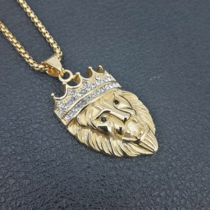 Collier pendentif tête de lion Yunnique en acier inoxydable plaqué or avec sertissage pavé, bijou pour homme, cadeau - Product Image 2