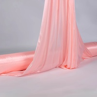 Vente directe d'usine, tissu en polyester soyeux de 140 m en rouleau, drapé brillant pour tente, décoration de fête, banquet, toile de fond - Lot en stock