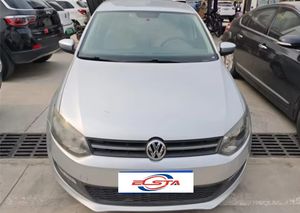 2009-2013 Voiture à <span class=keywords><strong>essence</strong></span> d'<span class=keywords><strong>occasion</strong></span> à prix réduit Volks-wagen VW <span class=keywords><strong>Polo</strong></span> <span class=keywords><strong>Automatique</strong></span> 1.4L 5 portes 5 places FWD <span class=keywords><strong>Essence</strong></span> d'<span class=keywords><strong>occasion</strong></span> Seconde Main - Product Image 2