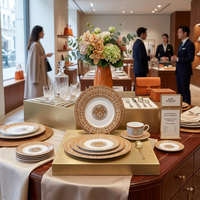 Service de table de luxe en porcelaine fine H Bone China avec assiettes de présentation en céramique orange, tasses à café et bols pour événements de mariage