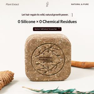 Savon Solide Artisanal He Shou Wu aux Feuilles de Genévrier – Contrôle du Sébum, Volumisant, Léger, Naturel, aux Acides Aminés et Herbes - Product Image 4