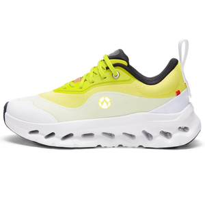 כרית הטבעה חורים ענן עבה הבלעדית לנשימה קל משקל אנטי-החלקה באביב נעליים נשים - Product Image 2