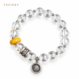 Bracelet extensible en perles d'ambre blanc cristal naturel avec accent décoratif pour femme - Fournisseur en gros de bijoux - Product Image 1