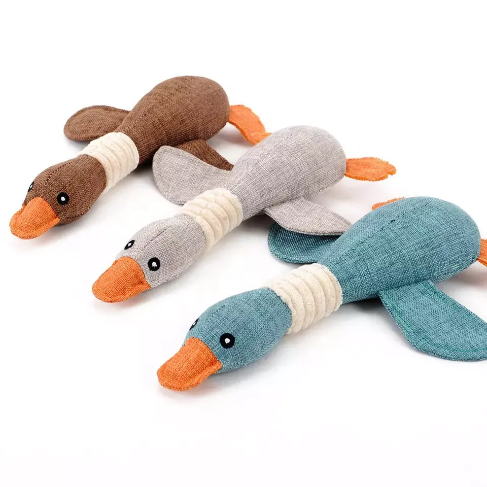 Hot Selling Durable Squeaky Plush Dog Toys Geese Duck Shaped Pet Chew Toy for Small Medium Large Dogs