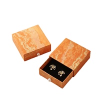Nouvelle boîte à bijoux carrée en carton, motif paysage doré de style chinois, avec fermoir perlé, support coulissant pour collier et bagues, boîte à accessoires