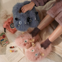 Pantoufles en peluche automne-hiver 2026, design animalier mignon de dessin animé, décontractées, chaudes et douillettes pour l'intérieur