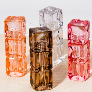 AKIACO Brilho Labial Líquido Cor Batom com Embalagem Personalizada de Marca Própria por Atacado Pigmento Mate à Prova d'Água Brilhante - Product Image 5