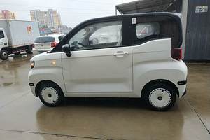 Chery QQ Ice Cream Youth Edition 2024 205KM Sundae Kursi Kain Gelap Kiri 3-pintu 4-kursi Mini Van Listrik Motor 41hp Terpasang di Belakang - Product Image 2