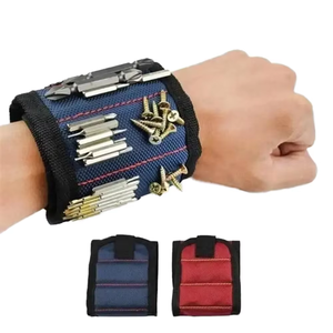 Bracelet magnétique professionnel robuste et réglable pour le maintien des vis, des clous et des boulons – Outil portable pour le bricolage et les réparations de jardin - Product Image 1