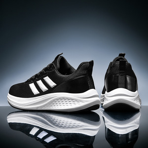 Chaussures de sport avec trois bandes, design popcorn, semelle en plaque de carbone, modèle outdoor, surface en mesh respirant, chaussures tendance - Product Image 3