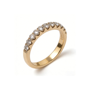 Bague Éternité en Or Jaune pour Femme avec Diamants Taille Ronde Brillante et Sertissage Pavé – Bijou de Mariage Classique - Product Image 1