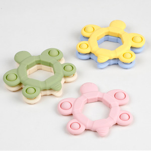 Jouet <span class=keywords><strong>de</strong></span> <span class=keywords><strong>dentition</strong></span> en silicone <span class=keywords><strong>de</strong></span> qualité alimentaire pour bébé, jouet <span class=keywords><strong>de</strong></span> <span class=keywords><strong>dentition</strong></span> en forme d'animal <span class=keywords><strong>de</strong></span> dessin animé, jouet sensoriel pour bébé, jouet <span class=keywords><strong>de</strong></span> <span class=keywords><strong>dentition</strong></span> pour bébé <span class=keywords><strong>de</strong></span> 0 à 12 mois - Product Image 6