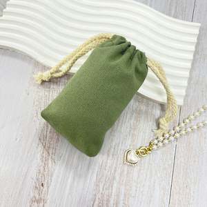 Sac à cordon personnalisé avec logo, pochette en toile de coton pour bijoux, idéal pour le shopping et la promotion - Product Image 3