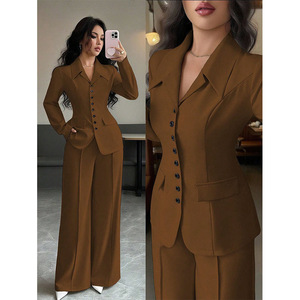 Elegante Completo da <span class=keywords><strong>Donna</strong></span> con <span class=keywords><strong>Blazer</strong></span> Monopetto a Collo a V in Tessuto con Bottoni Decorativi in Tinta Unita - Product Image 5